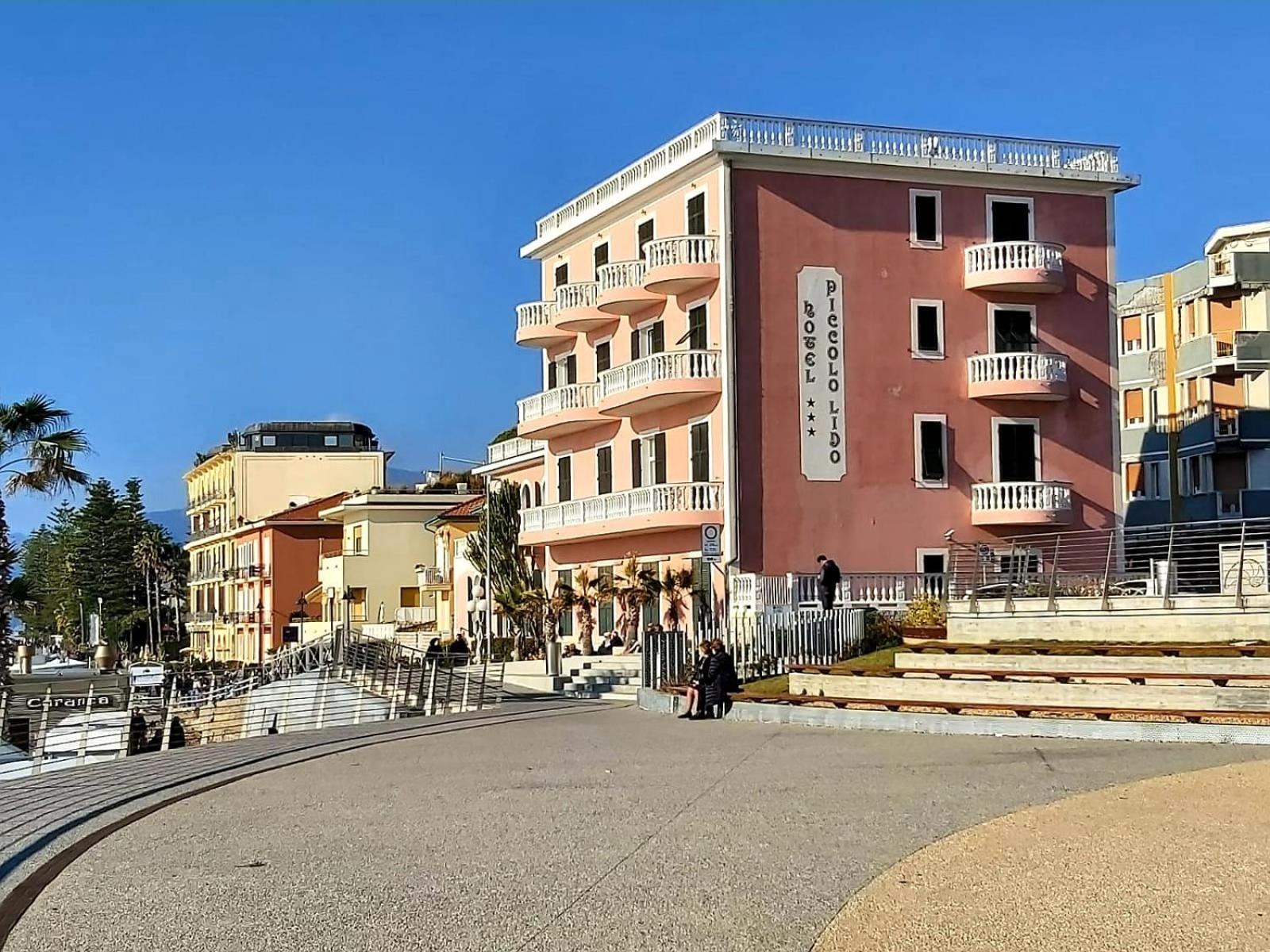 Hotel Piccolo Lido Bordighera Exterior foto